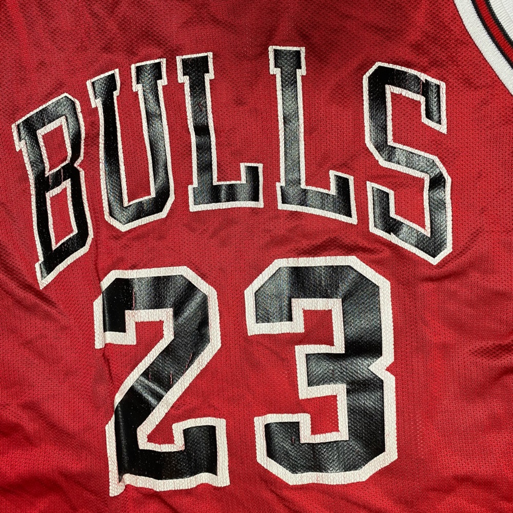 VTG MICHAEL JORDAN JERSEY - Picture 8 of 12